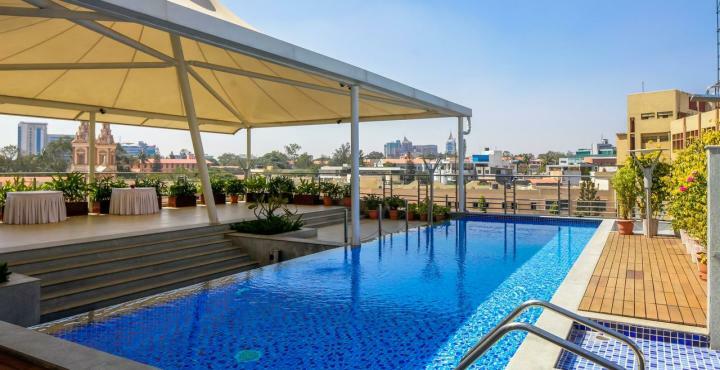 Iris The Business Hotel Бангалор Экстерьер фото